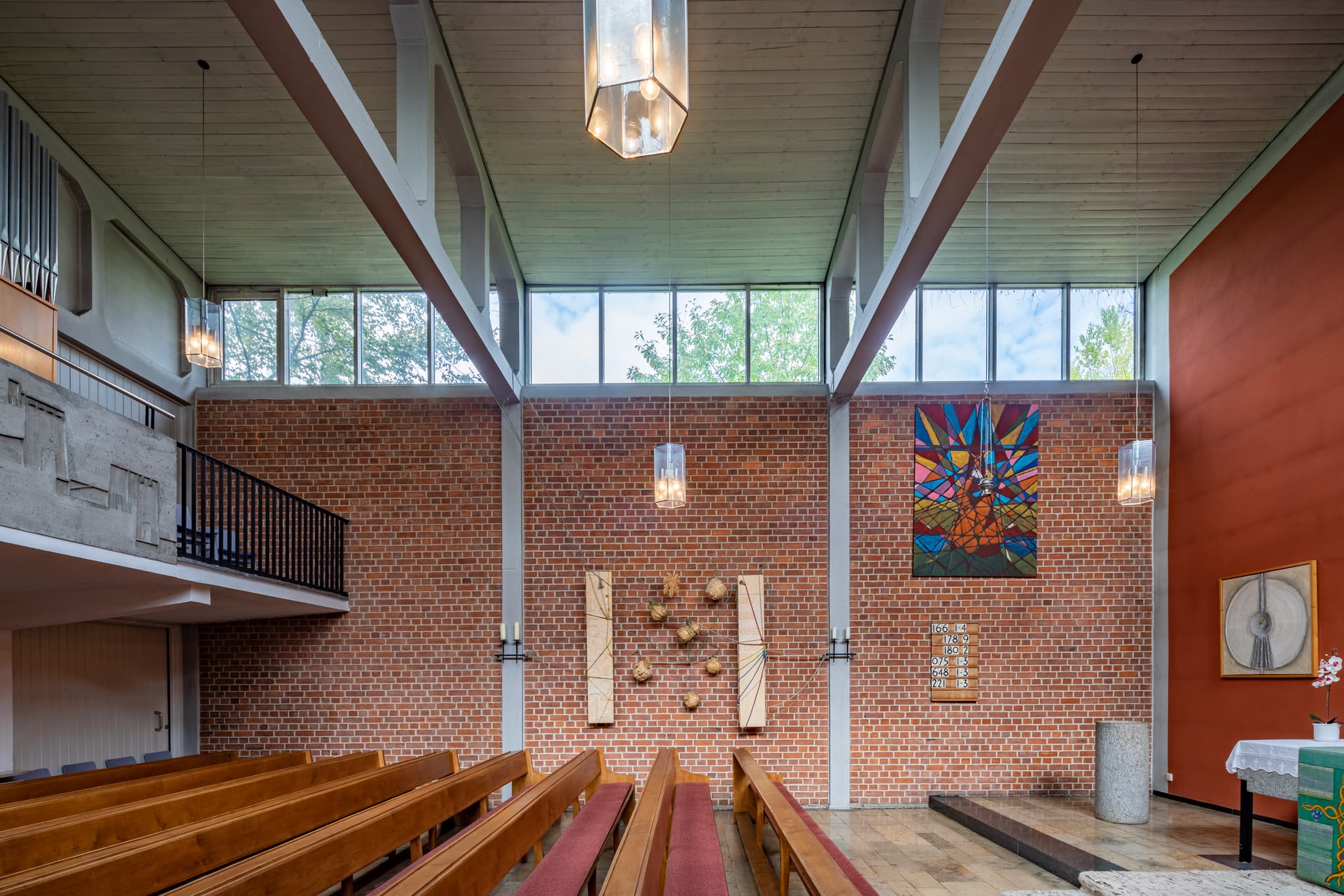 Evangelisch-Lutherische Kirchengemeinde St. Johannes in Bad Griesbach im Rottal, Landkreis Passau, Niederbayern. Ein modernes Gotteshaus im Bäderdreieck.