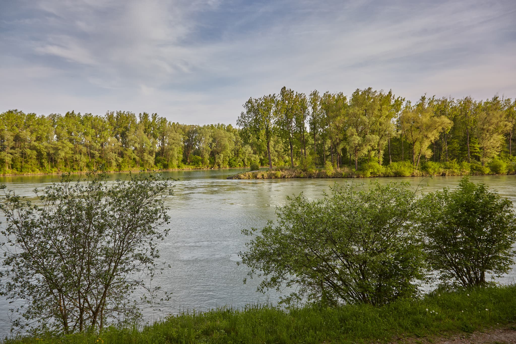 Innspitz Innkanal und Inn, Töging am Inn, Inn-Salzach
