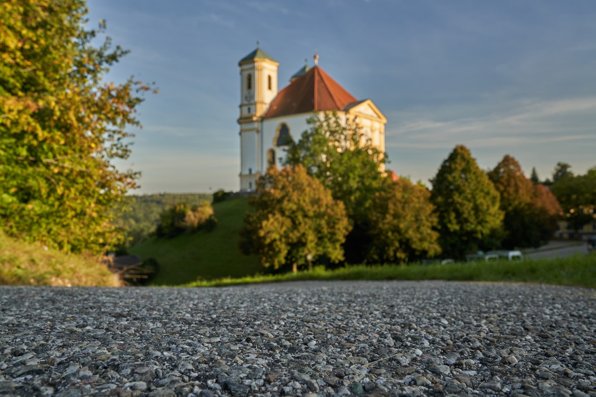 Außenansicht der Wallfahrtskirche Marienberg Außen bei Burghausen, lndkreis Altötting, Oberbayern, Deutschland, Region Inn-Salzach