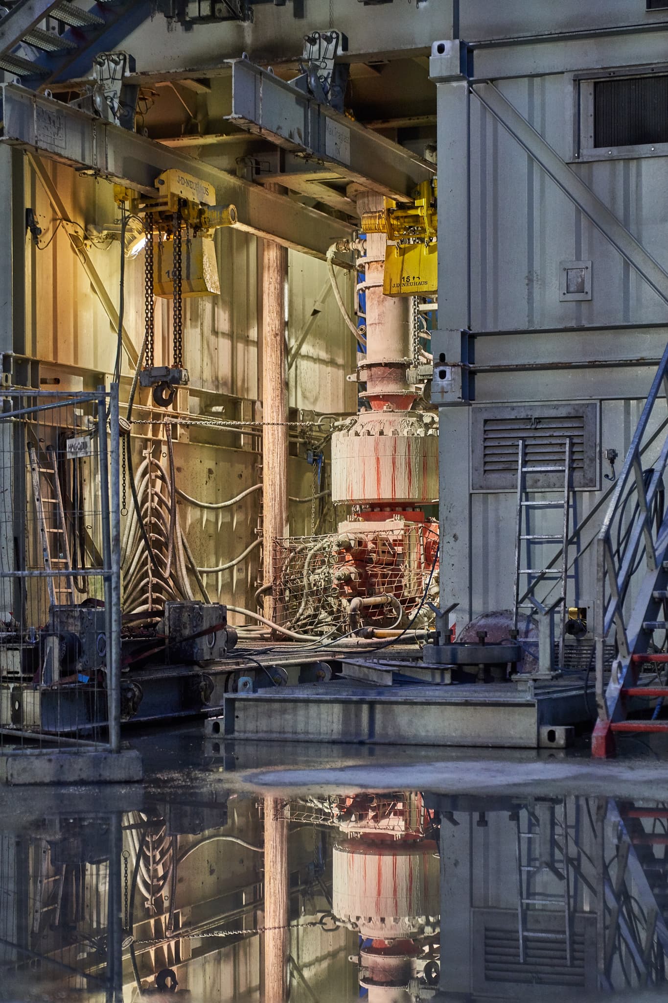 Bohrplattform Geothermiebohrung Bruck, Garching, Altötting, Oberbayern. Energiegewinnung in Region Inn-Salzach, Deutschland.