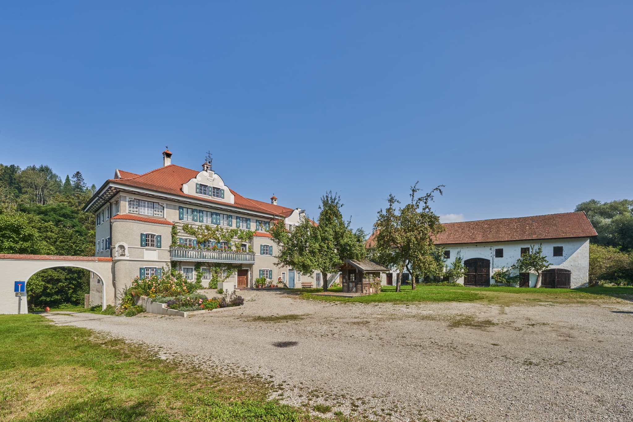 Engfurter Herrenhaus a.d. Klause in Töging am Inn, Landkreis Altötting, Oberbayern. Entdecken Sie die Region Inn-Salzach in Deutschland.