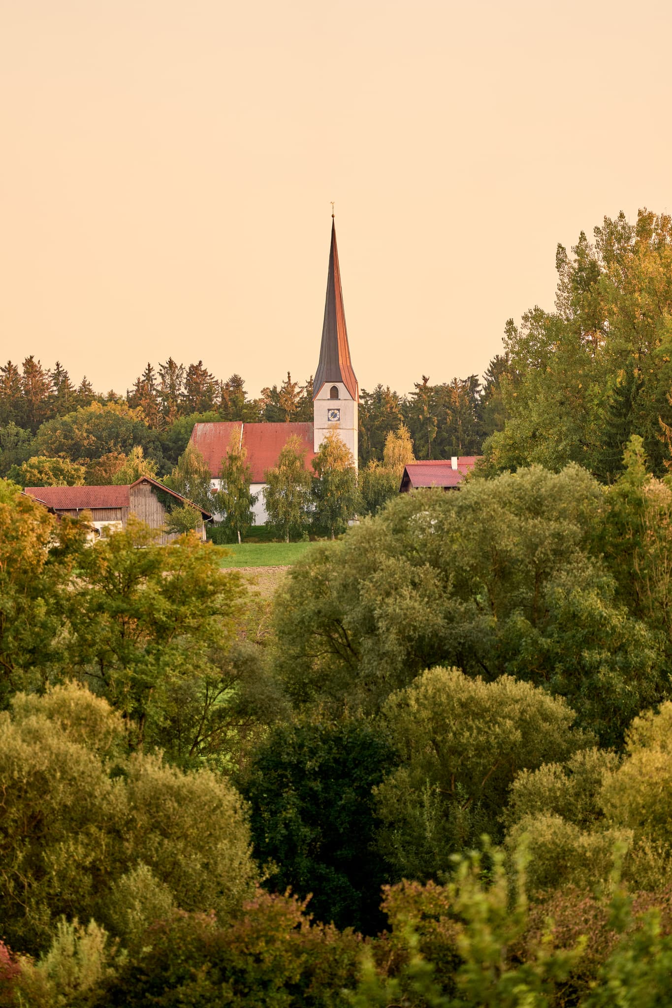 Blick vom Flugplatz Postmünster in Richtung Rottenstuben. Landkreis Rottal-Inn, Niederbayern, Deutschland, Region Holzland.