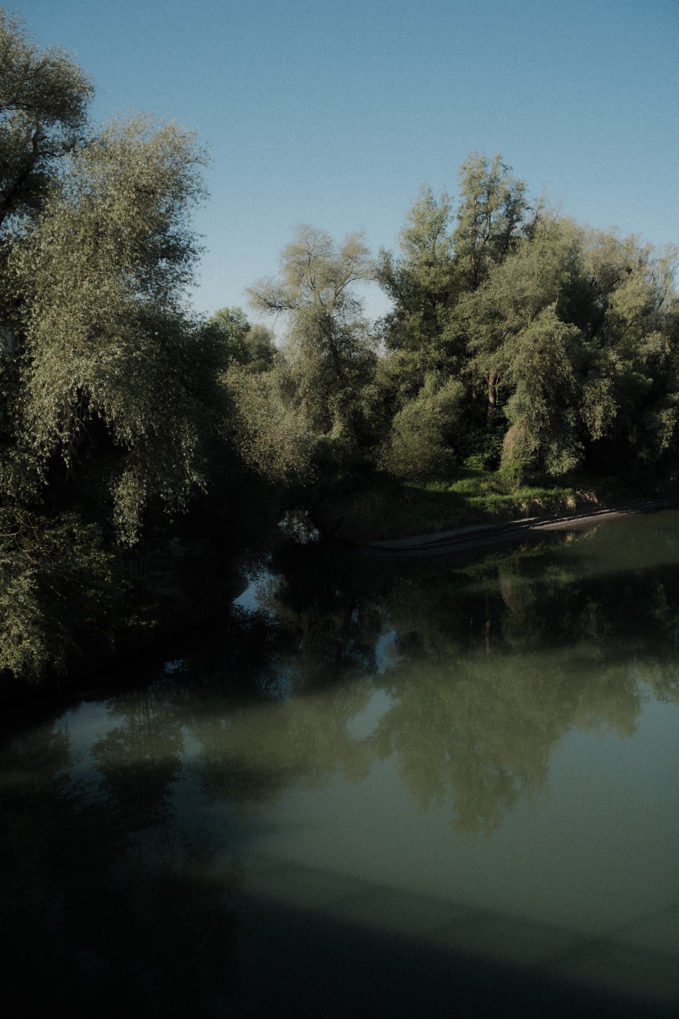 Einige Aufnahmen des wunderschönen Panoramas, welches man von der Innbrücke zwischen Braunau und Simbach auf die Altstadt von Braunau und die Auwälder hat