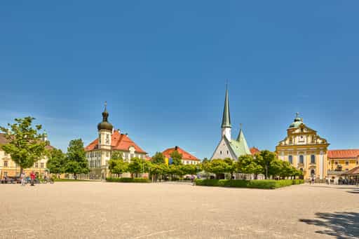 Marienbrunnen, Kapellplatz Altötting, Oberbayern