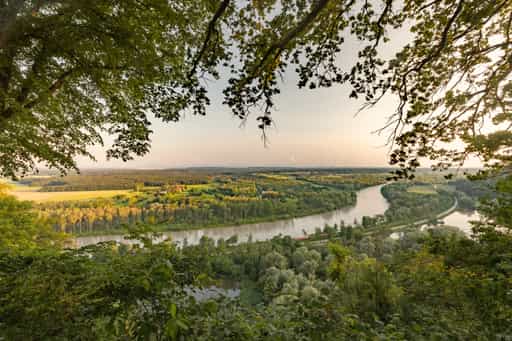 Blick ins Inntal von der Leonberg Aussicht, Marktl am Inn