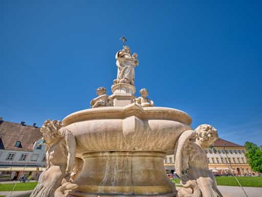 Marienbrunnen, Kapellplatz Altötting, Oberbayern