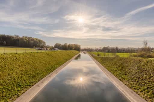 Alzkanal bei Eschlberg, Altötting, Oberbayern, Deutschland