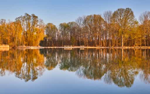 Spiegelung am Inn bei Perach, Oberbayern, Inn-Salzach