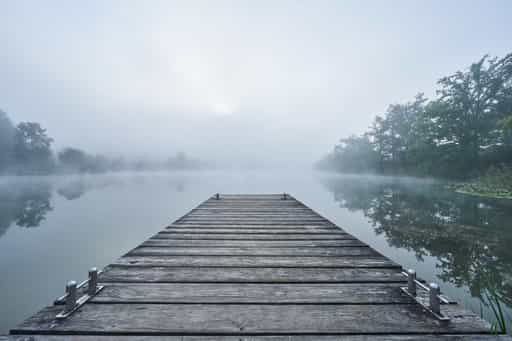 Herbst Morgennebel am Badesee, Altötting, Oberbayern