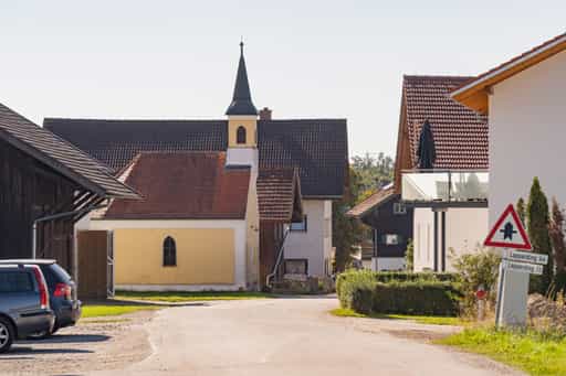 Ort und Kapelle in Lapperding, Rottal-Inn, Niederbayern