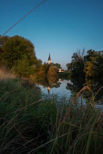 Rott in Unterdietfurt mit Blick zu kirchel