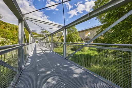 Neue Fahrrad und Fußgängerbrücke, Garching, Altötting