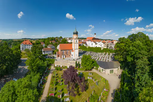 Luftbild Friedhofskirche St. Michael, Bad Griesbach, Passau