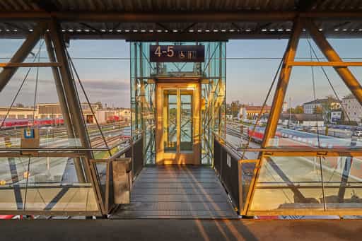 Bahnhof Aufzug, Mühldorf am Inn, Oberbayern, Inn-Salzach