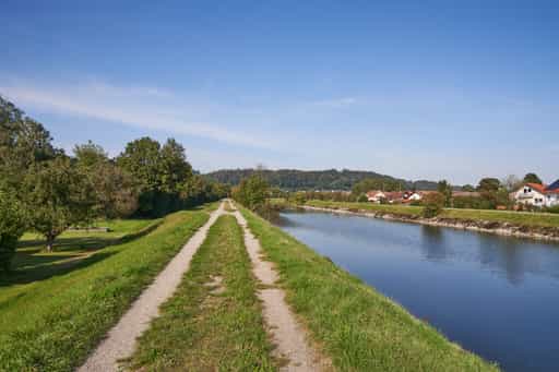 Weg an der Isen bei Kronberg, Altötting, Oberbayern