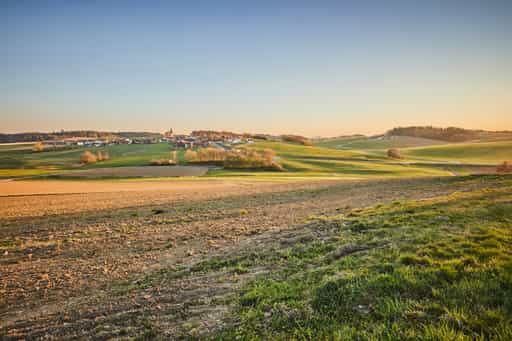 Arbing und Ecking: Landschaft Feldkreuz Aussicht Altötting